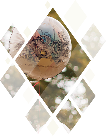 2402-aarsrapport-370x472-06